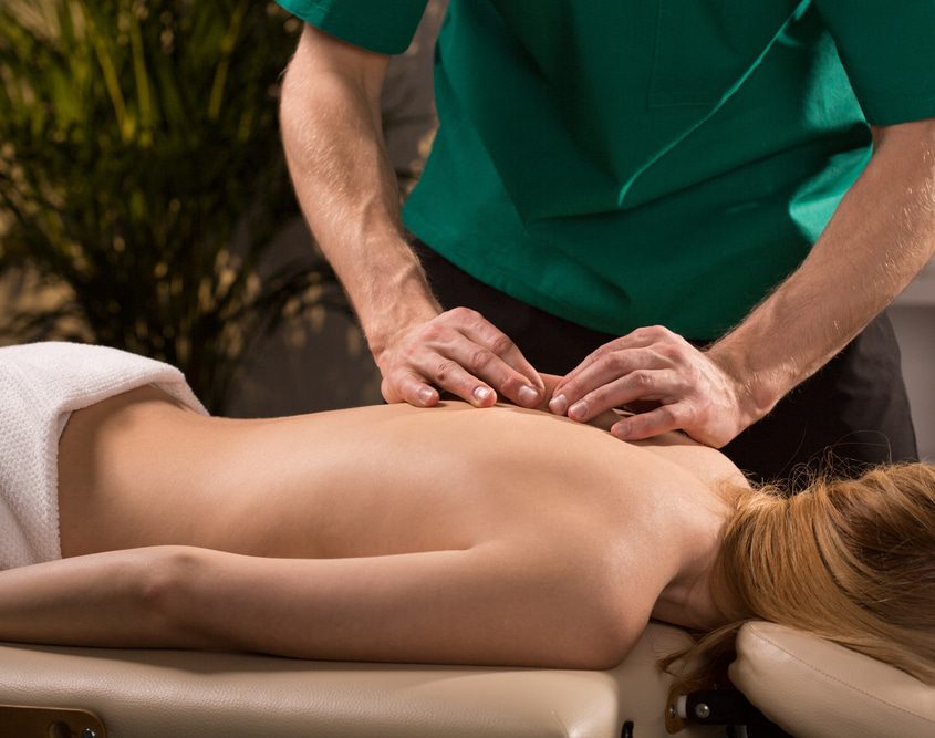 Hoe een massage kan helpen om stressklachten te verhelpen