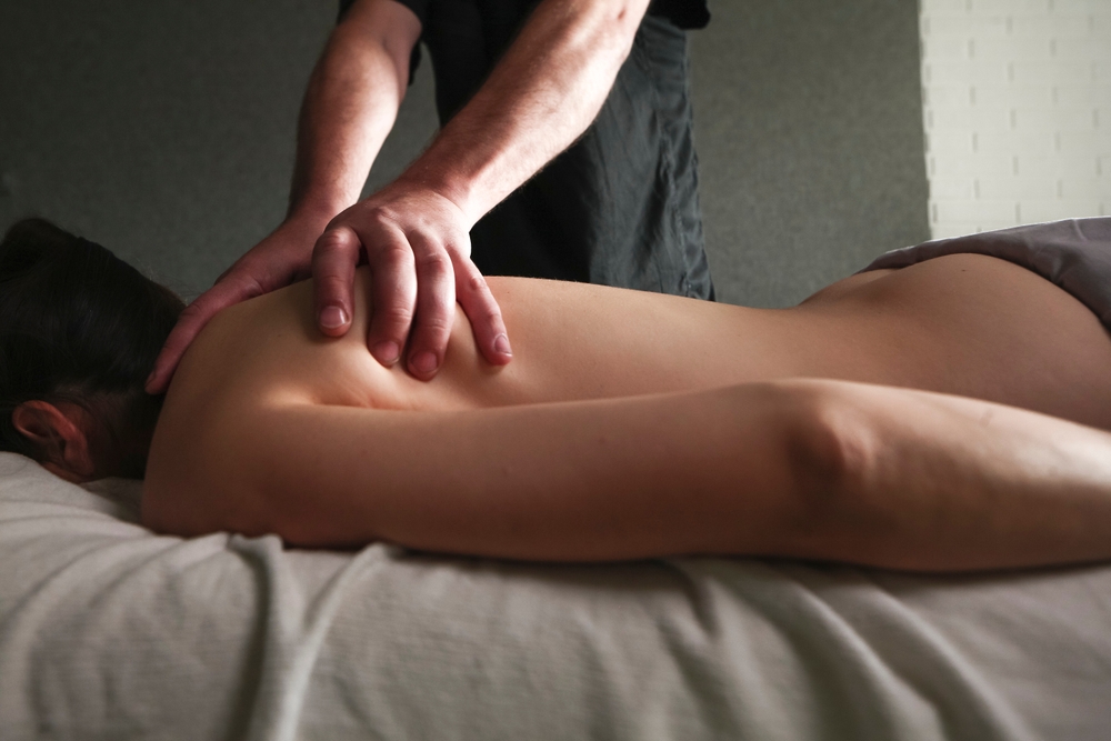 Waarom voelt een deep tissue massage soms pijnlijk aan