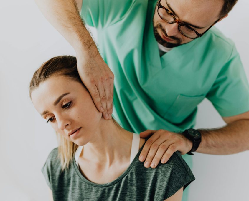 Schouderklachten massage Utrecht